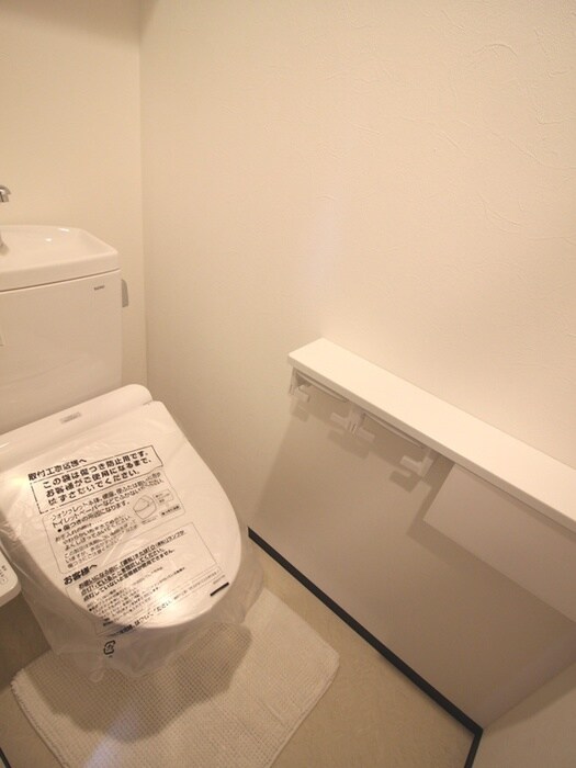 物件内観写真11　(トイレ)