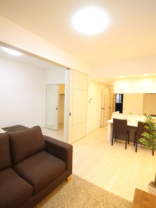 物件内観写真13　(居室)