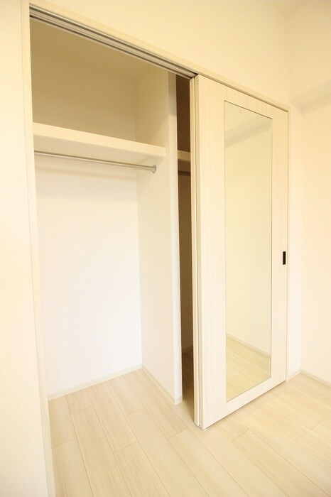 物件内観写真15　(収納)