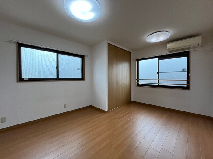 物件内観写真8　(居室)