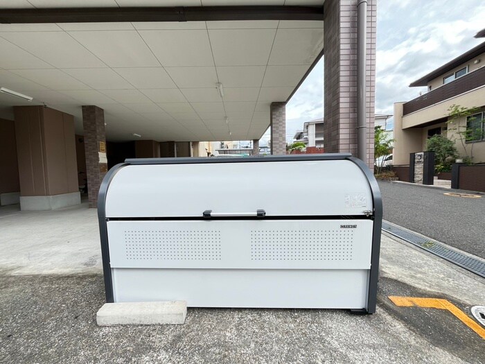 物件外観写真4　(建物設備)