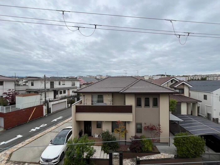 物件内観写真22　(室内からの展望)