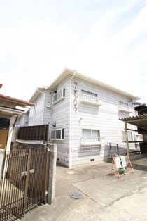 ベ－デンハイツの外観写真