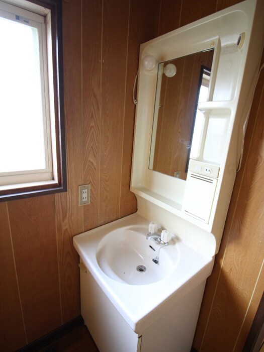 物件内観写真16　(洗面)
