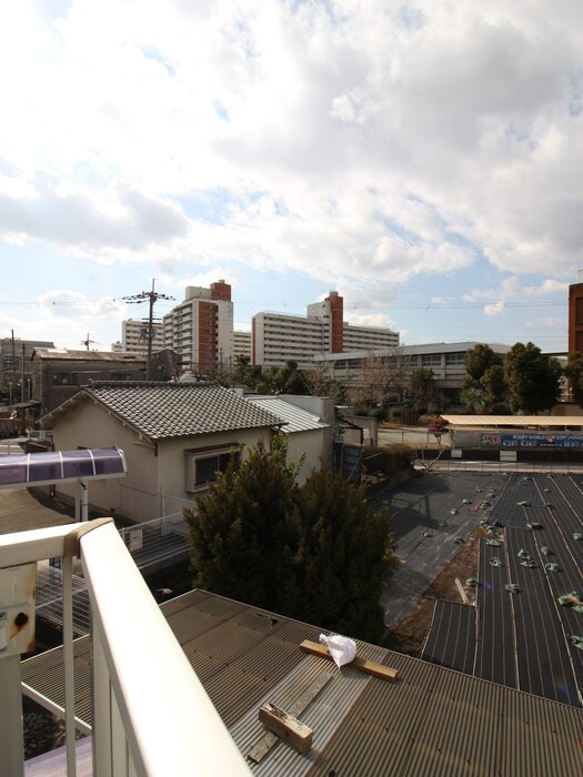 物件内観写真20　(室内からの展望)