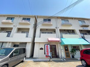 国松町連棟貸家外観写真