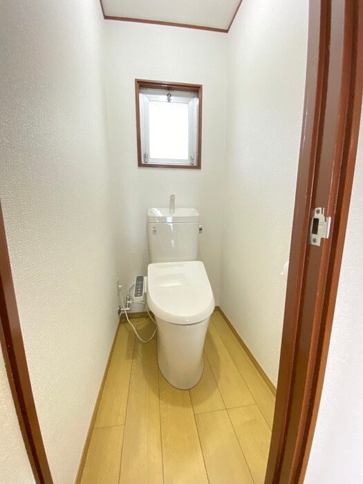 物件内観写真10　(トイレ)