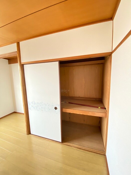 物件内観写真13　(収納)