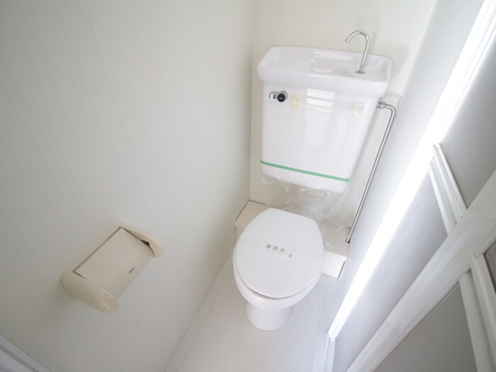 物件内観写真10　(トイレ)