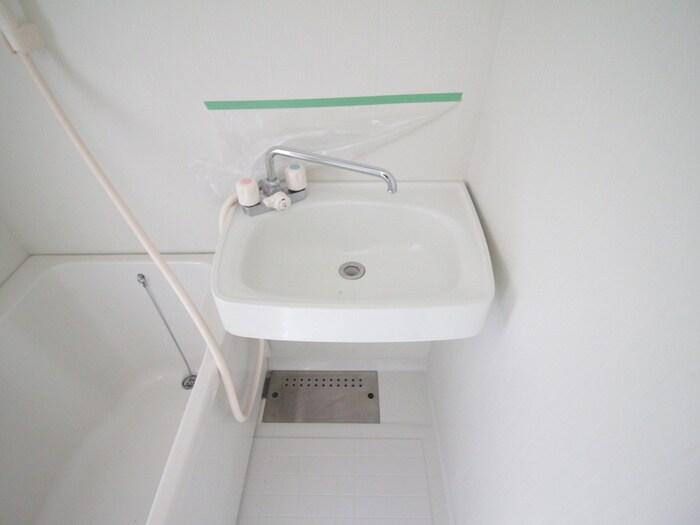 物件内観写真11　(洗面)