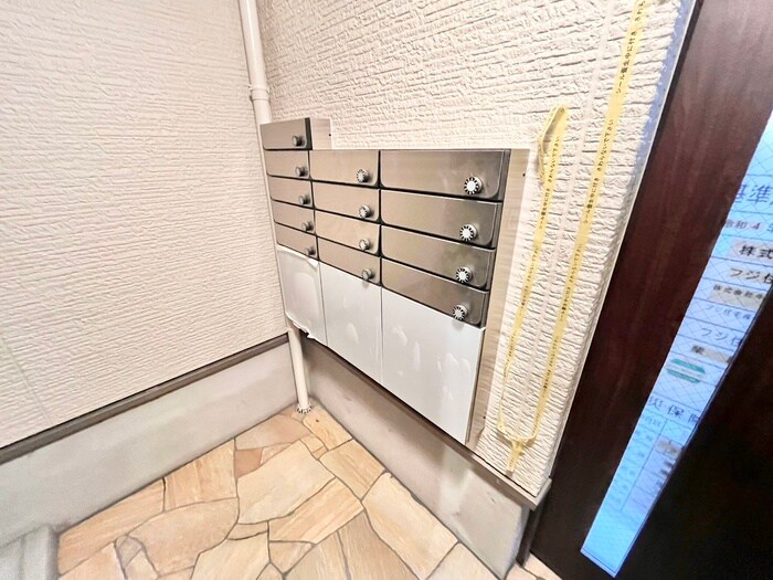 物件外観写真4　(建物設備)