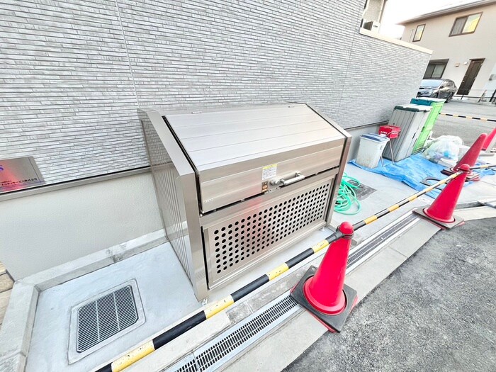 物件外観写真6　(建物設備)