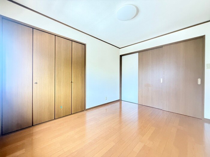 物件内観写真8　(居室)