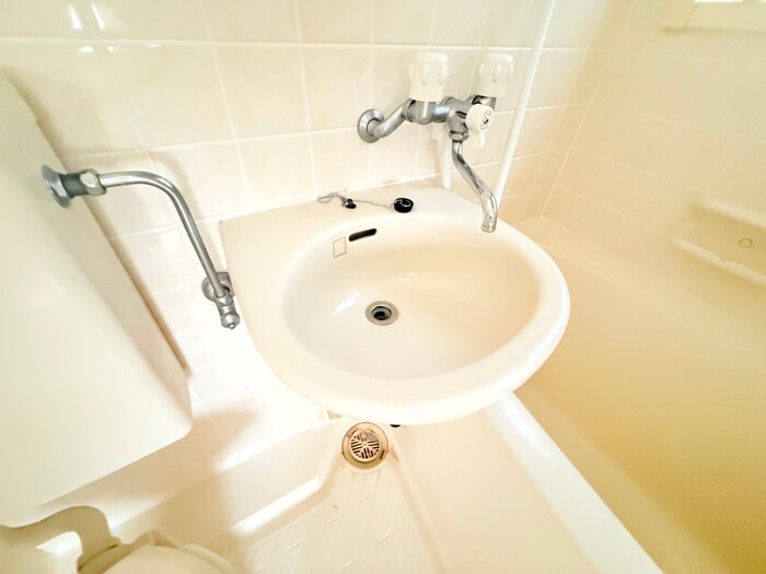 物件内観写真11　(洗面)