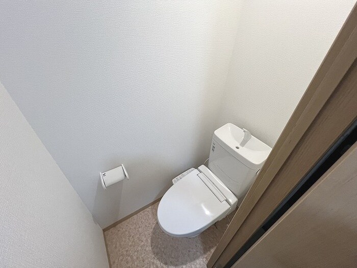 物件内観写真7　(トイレ)