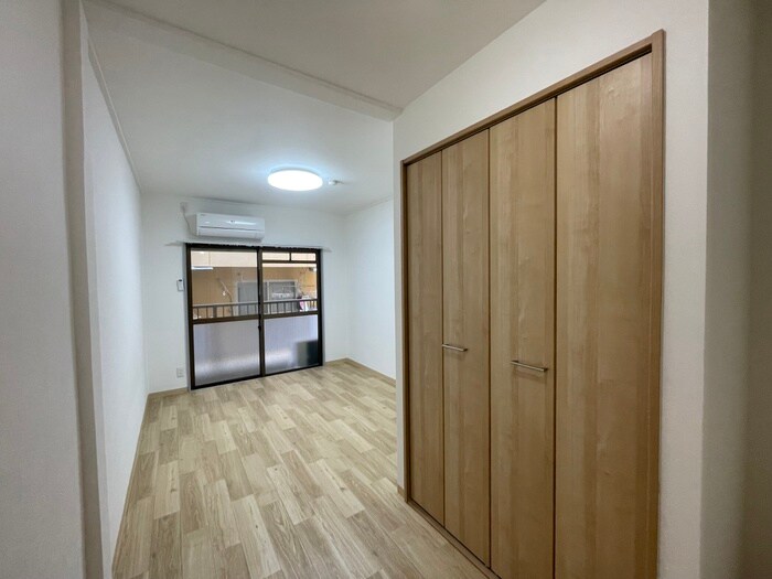 物件内観写真9　(居室)