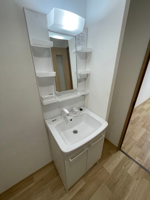 物件内観写真13　(洗面)