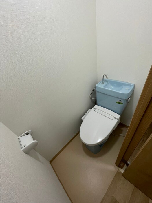 物件内観写真14　(トイレ)