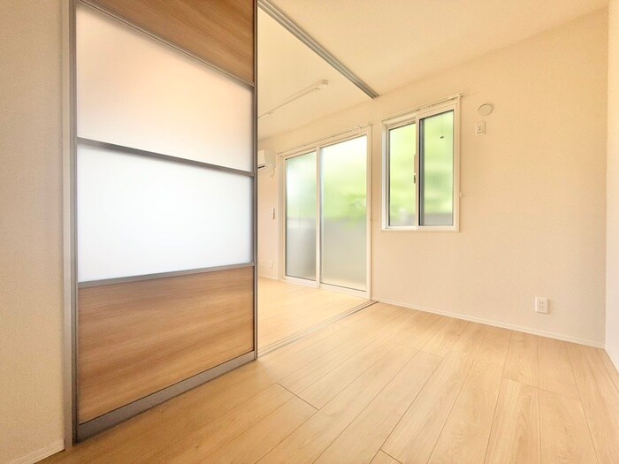 物件内観写真10　(居室)