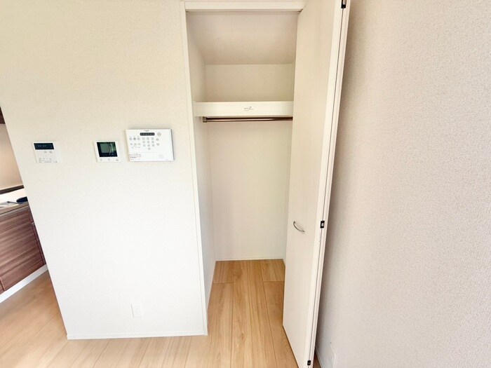 物件内観写真12　(収納)