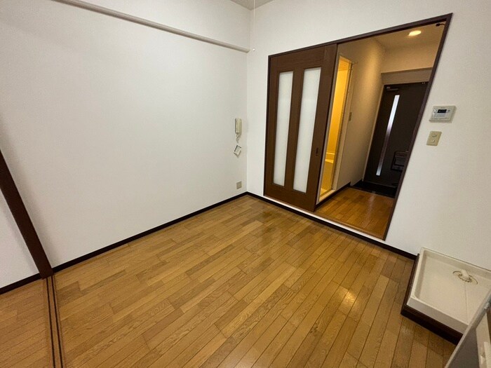 物件内観写真13　(居室)