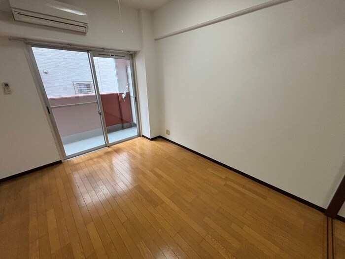 物件内観写真16　(居室)