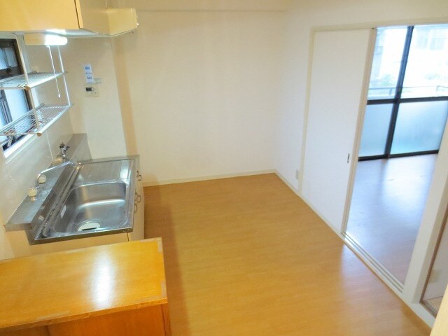 物件内観写真5　(居室)