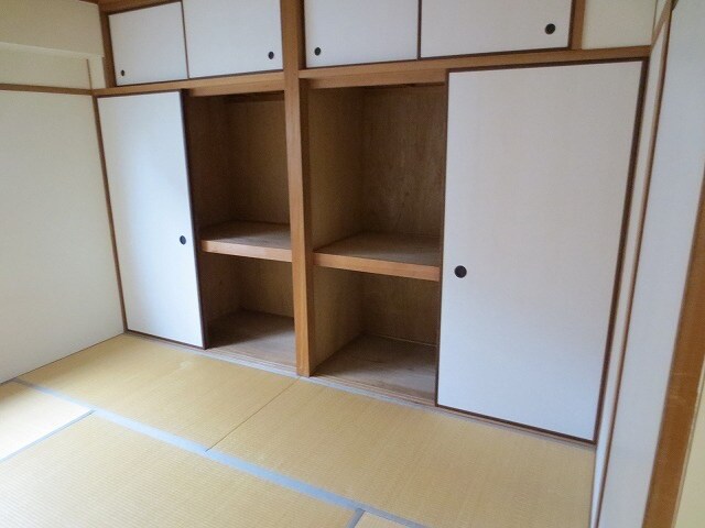 物件内観写真8　(収納)