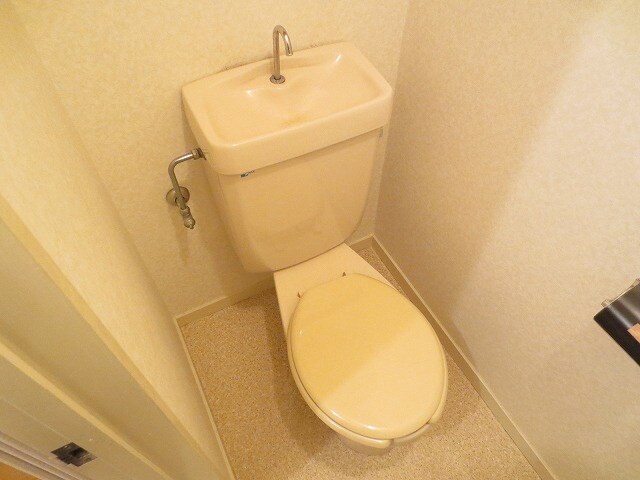 物件内観写真12　(トイレ)