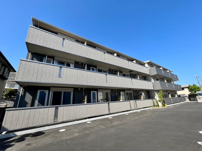 物件外観写真1　(外観写真)