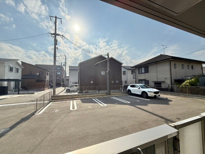 物件内観写真22　(室内からの展望)