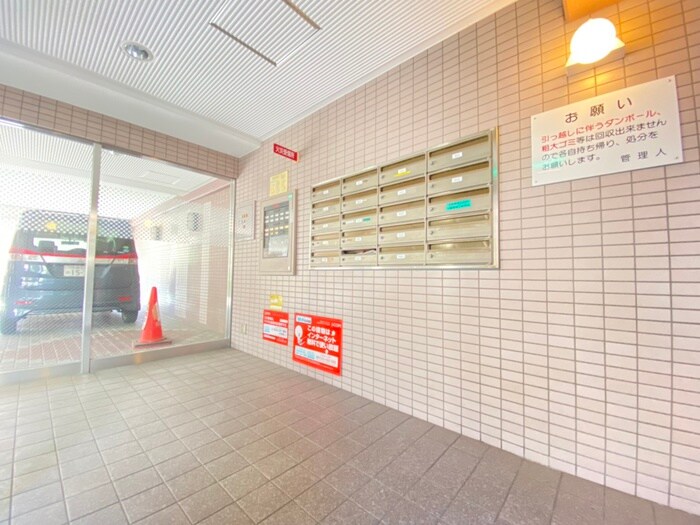 物件外観写真3　(建物設備)