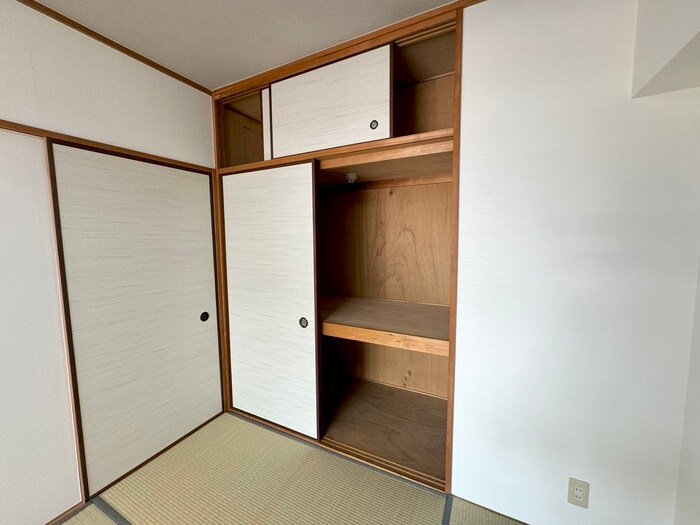 物件内観写真16　(収納)
