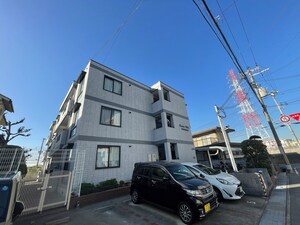 サニーヴィラ北花田外観写真