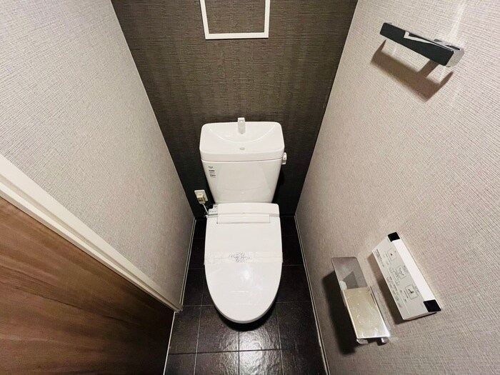 物件内観写真12　(トイレ)