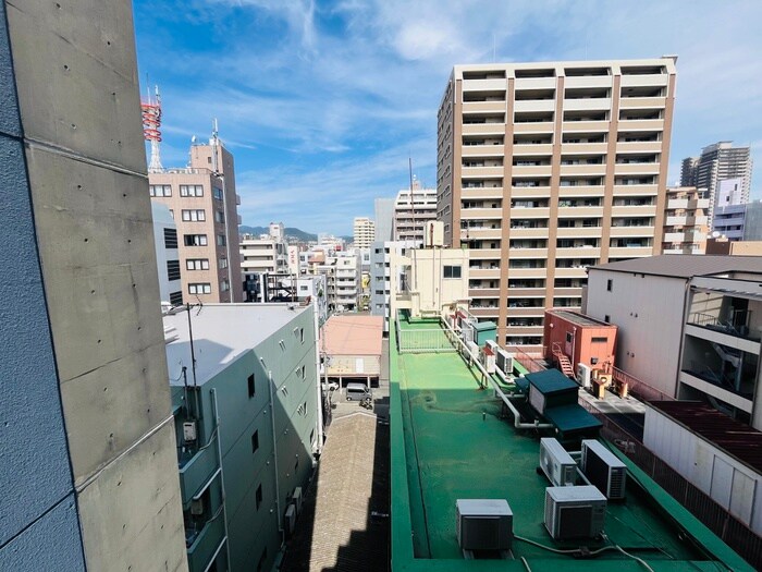 物件内観写真20　(室内からの展望)