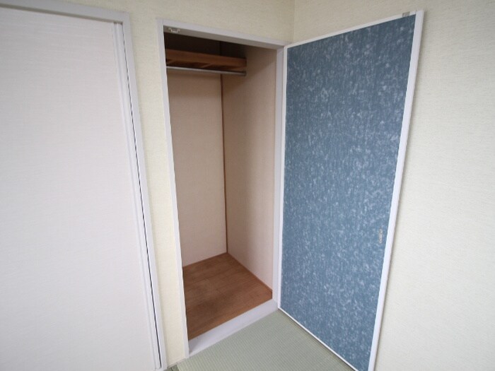 物件内観写真10　(収納)