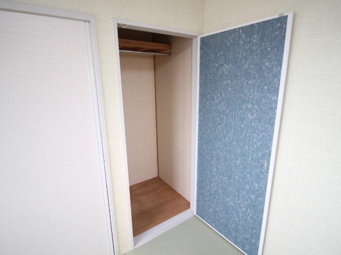 物件内観写真16　(収納)
