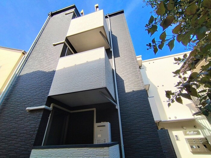 物件外観写真1　(外観写真)