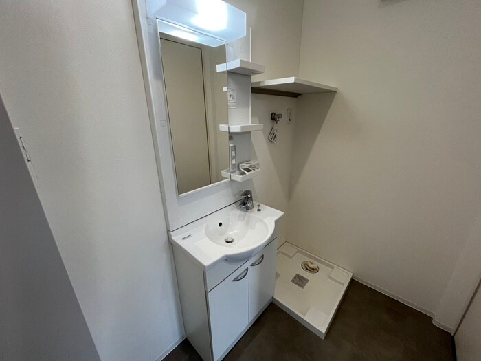 物件内観写真12　(洗面)