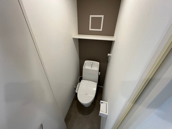 物件内観写真13　(トイレ)