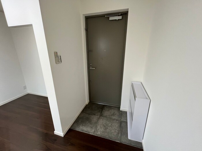 物件内観写真19　(玄関)