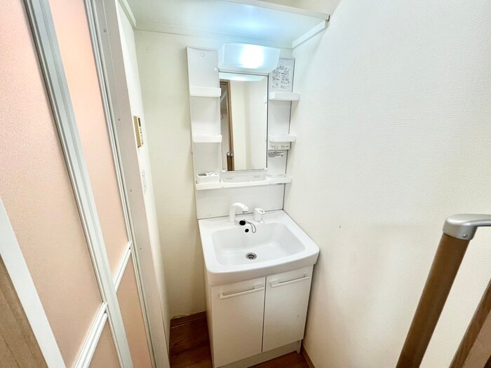 物件内観写真13　(洗面)