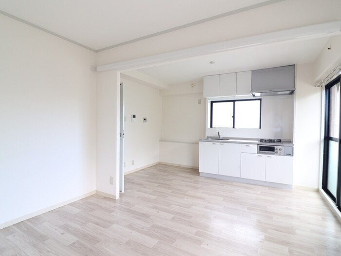 物件内観写真9　(居室)