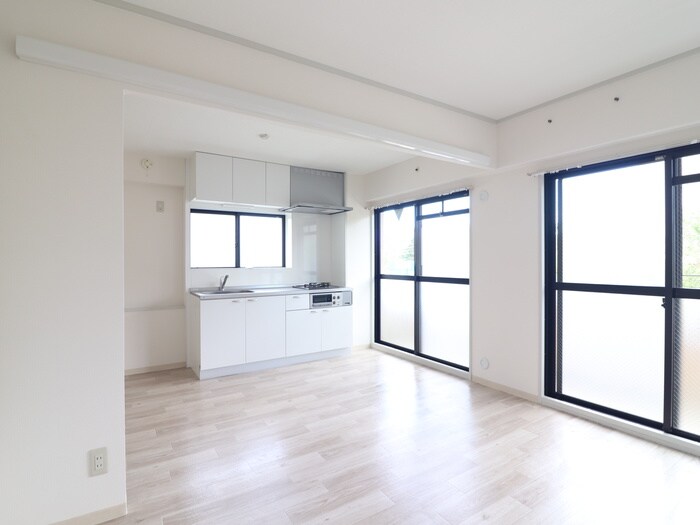 物件内観写真10　(居室)