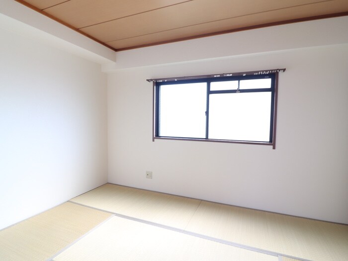 物件内観写真11　(居室)