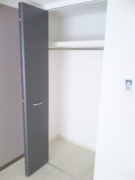 物件内観写真10　(収納)