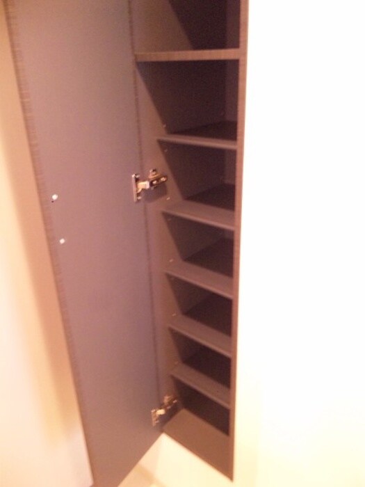 物件内観写真16　(靴箱)