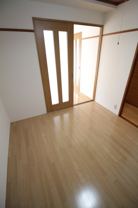 物件内観写真17　(居室)