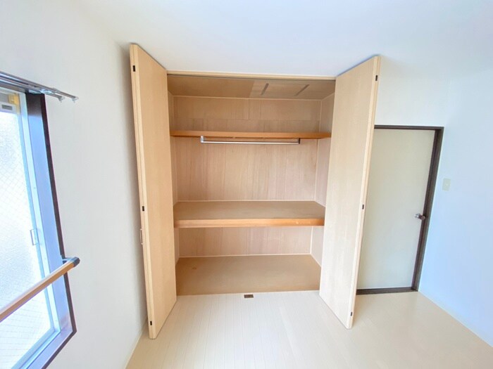 物件内観写真16　(収納)